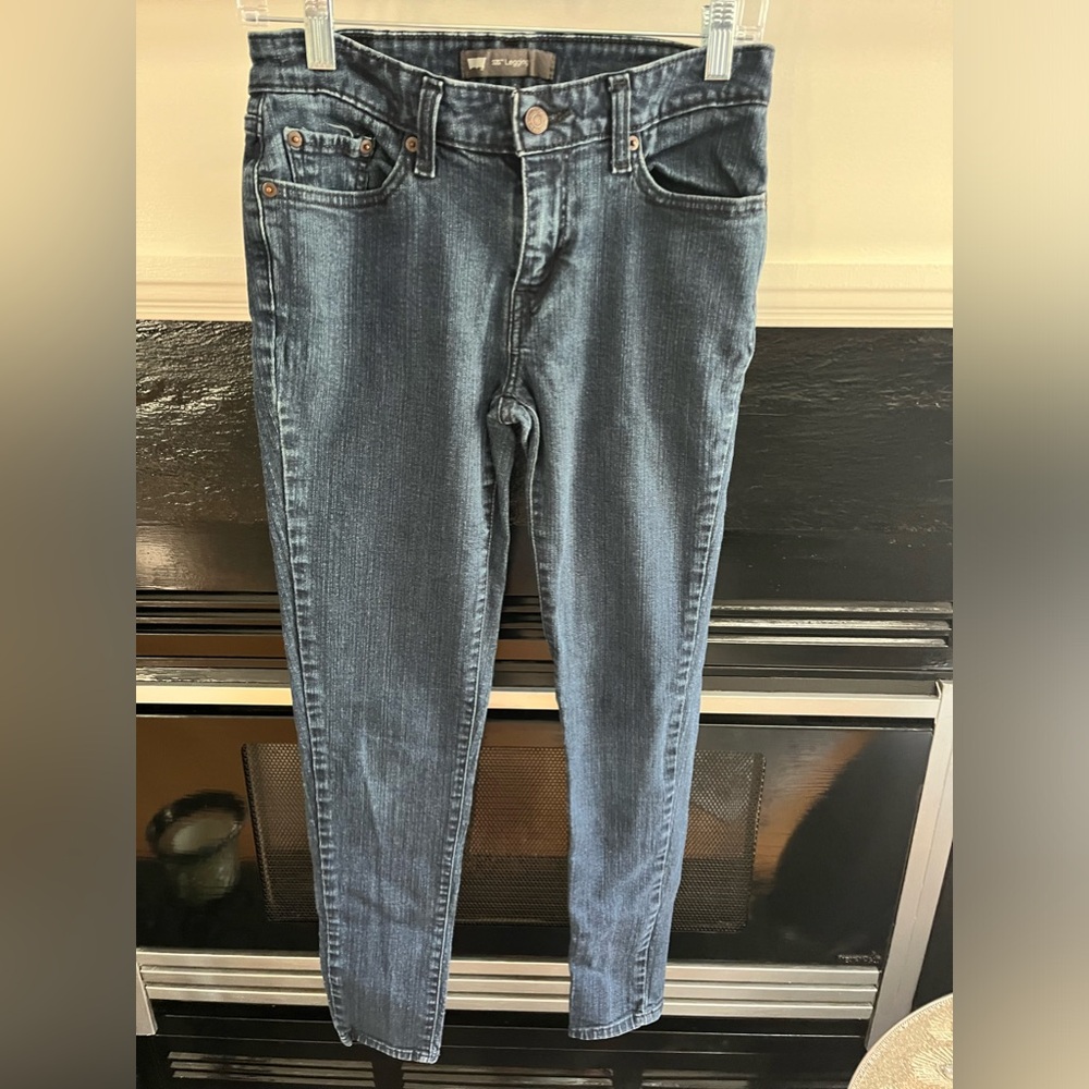 Woman’s Levi’s 535 Legging, Skinny Jeans, Size 9M, Blue Denim